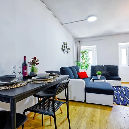 Lägenhet Beautiful And Spacious Flat In The Center *