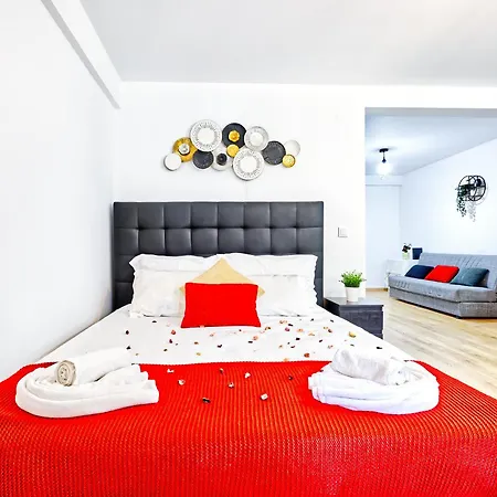 Apartment Beautiful And Spacious Flat In The Center *
