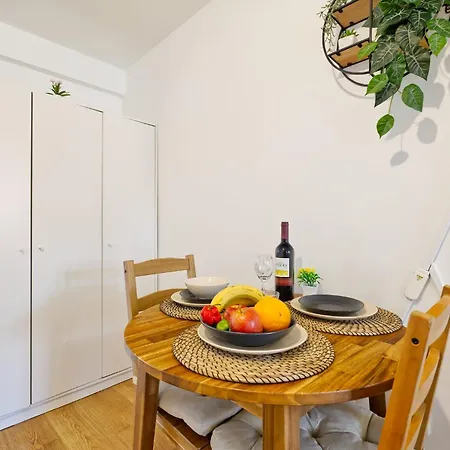 Beautiful And Spacious Flat In The Center Lägenhet *
