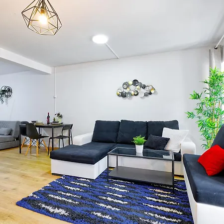 Lägenhet Beautiful And Spacious Flat In The Center Lisboa