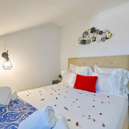 Апартаменты Beautiful And Spacious Flat In The Center Лиссабон