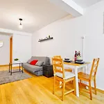 Beautiful And Spacious Flat In The Center * Lisboa