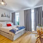 Beautiful And Spacious Flat In The Center Lisboa