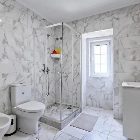 Beautiful And Spacious Flat In The Center Lejlighed Lisboa