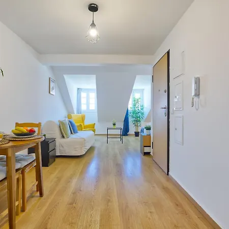 Beautiful And Spacious Flat In The Center * Lisboa
